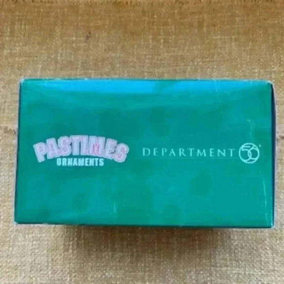 Vintage Department 56‎ Santa Action Christmas Ornament photography - Picture 8 of 10